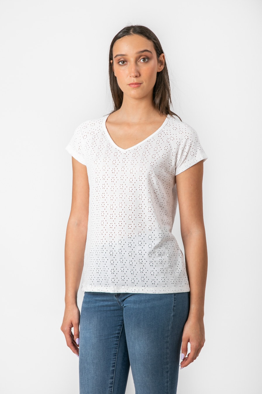 חולצה תחרה קצרה מעוצבת בצבע לבן