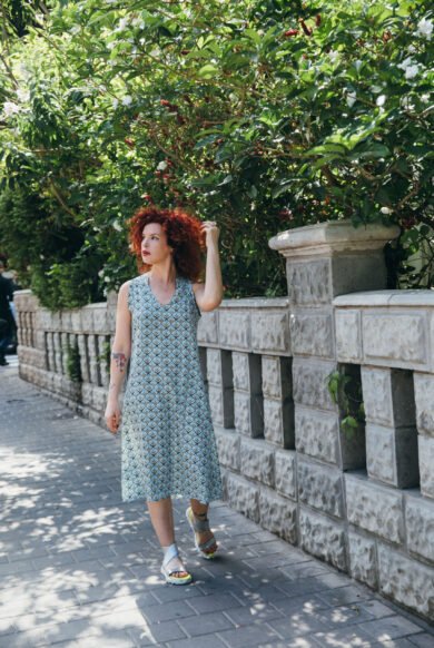 שמלה בהדפס רטרו -דגם אפולו