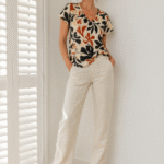 חולצת אריג בהדפס שלכת-דגם אנג'ל